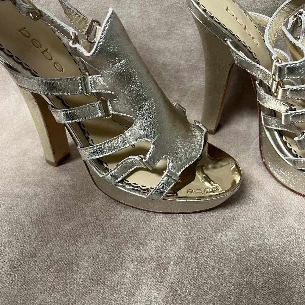 BEBE Naomi Gold Summer Real LEATHER Gladiator Caged Heel Shoes sz 8